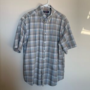 Short Sleeve Shirt by Roundtree and Yorke large tan plaid